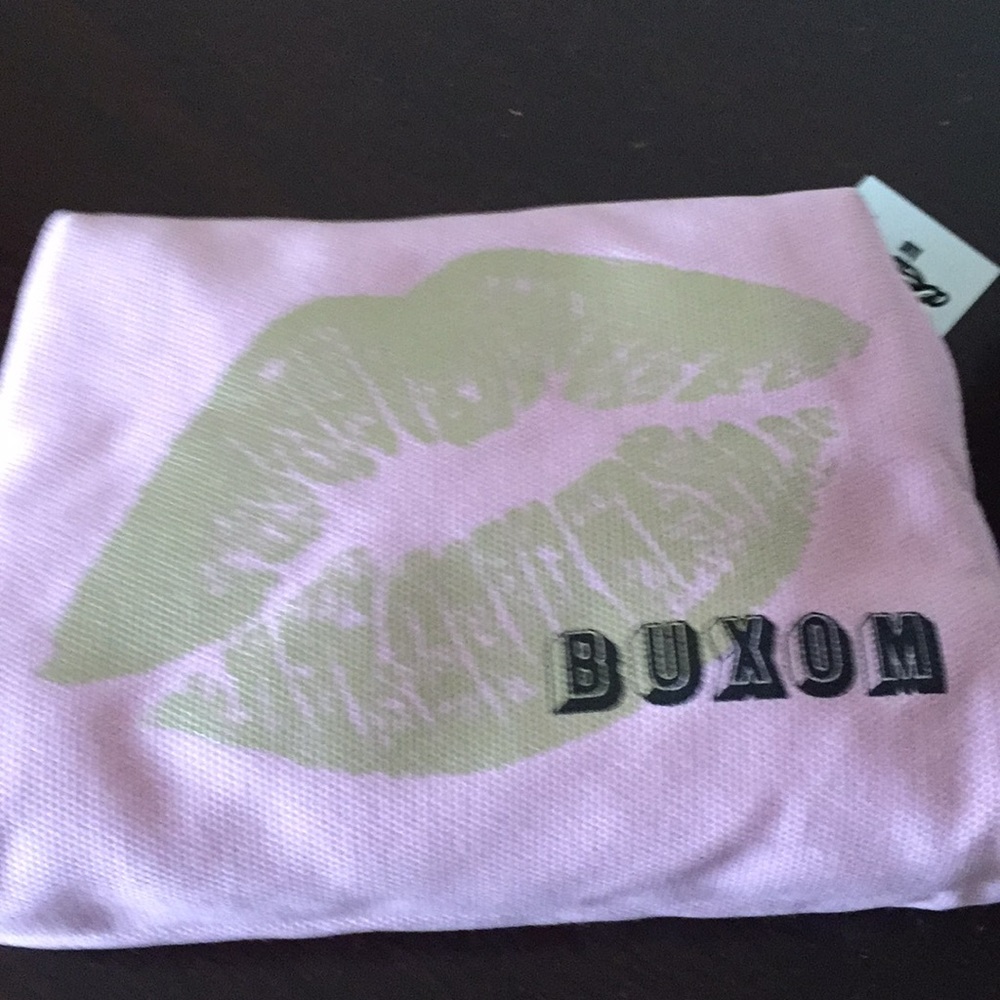 Makeup bag